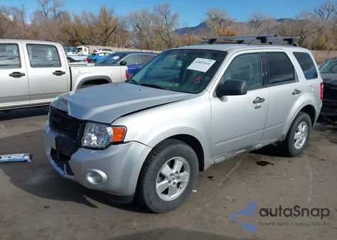 2010 Ford Escape Xlt from USA, damaged, VIN 1FMCU9D7XAKC13858